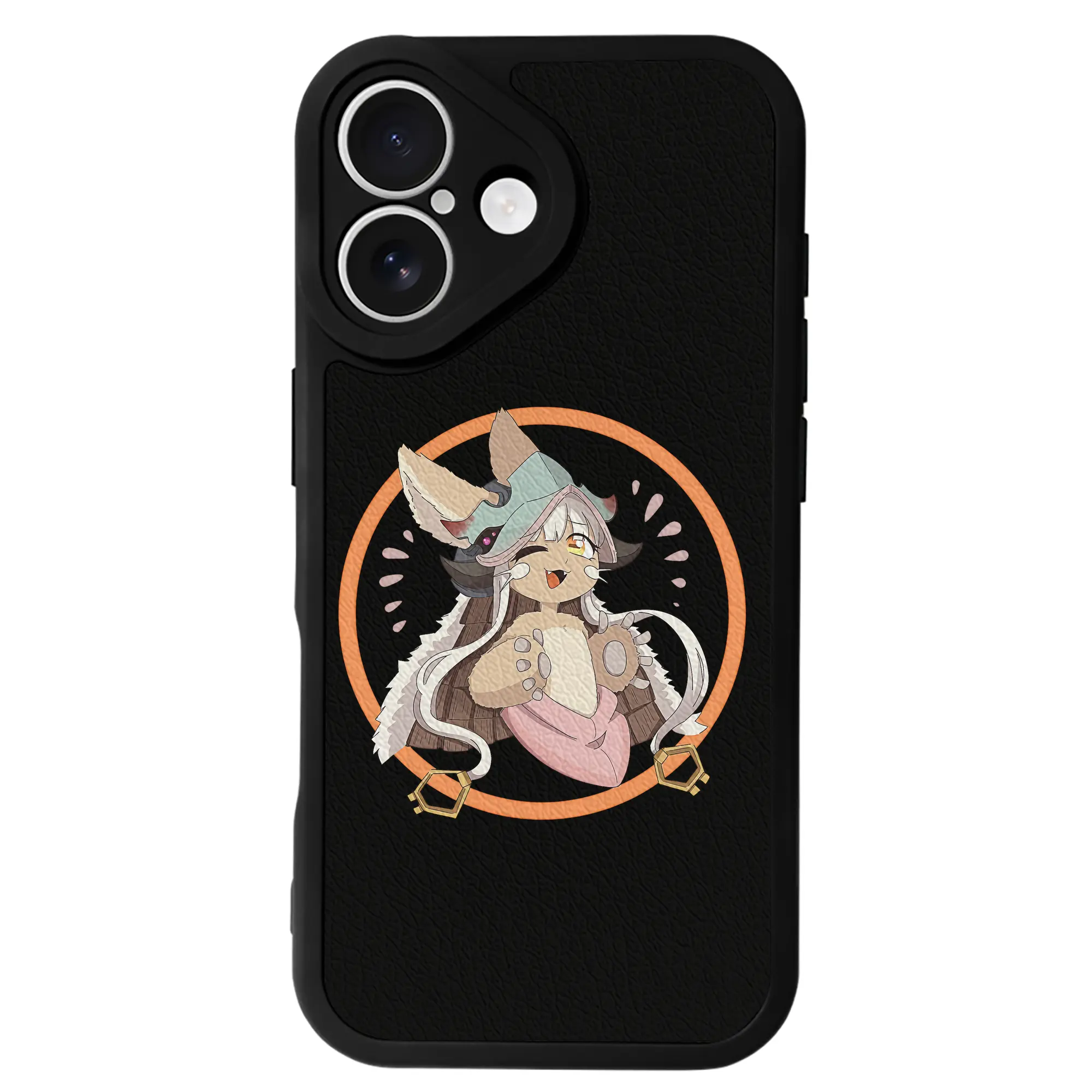 メイドインアビス グッズ,ナナチ - IPhone 16シリーズ対応 ・ シリコンスマホケース ・ レザー調 ・ 高精度フィット ・ 耐衝撃 ・ ワイヤレス充電対応 ・ 精密カット